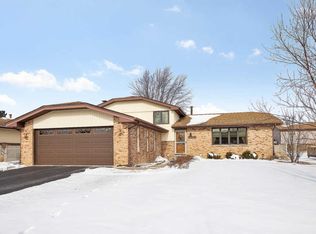 13712 W Deervalley Dr, Homer Glen, IL 60491