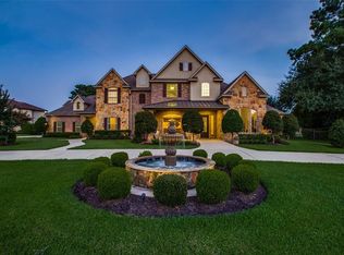 10 Highclere Park Dr, Spring, TX 77379