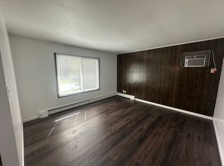 712 E 72nd Ave #2B, Merrillville, IN 46410