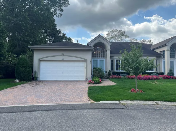 130 Altessa Boulevard, Melville, NY 11747