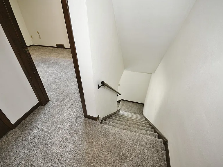 427 Manor Rd #3 — Photo 9