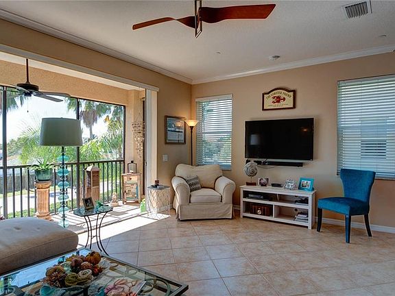 5th image of 1146 Venetian Harbor Dr NE