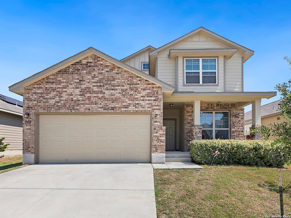 1st image of 4602 Acacia Hill