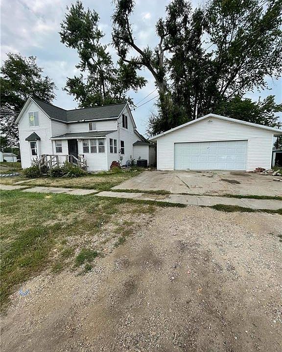 612 S 9th Ave Marshalltown Ia 50158 Mls 634685 Zillow