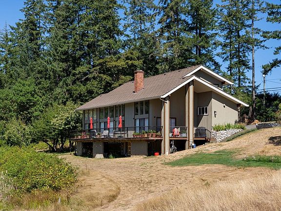 4th image of 5320 Old West Saanich Rd