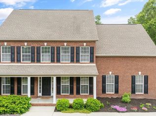 10219 Canton Place Ln, Knoxville, TN 37922
