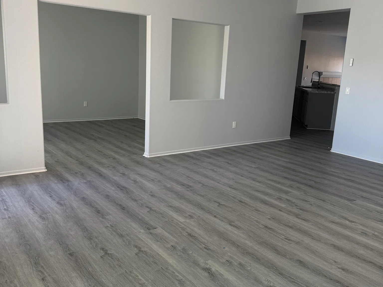 4 bed, 2400 sqft, $2,695 — Photo 3
