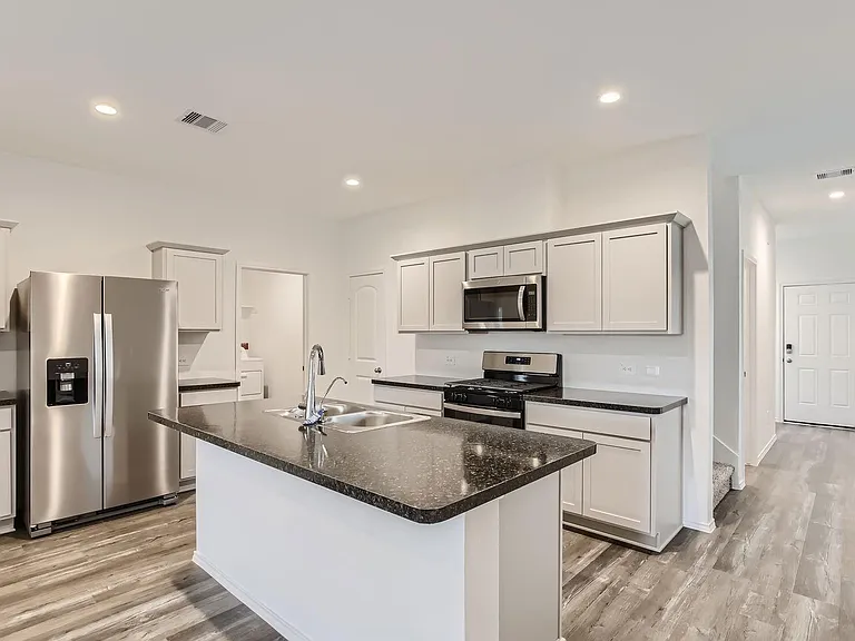 5703 Redstone Gardens Dr — Photo 9