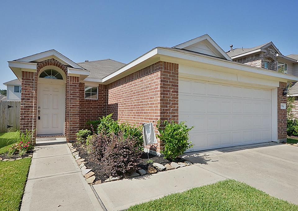 1st image of 2914 Chaplin Place Dr