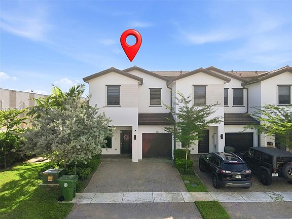 2nd image of 201 SW 159 Way