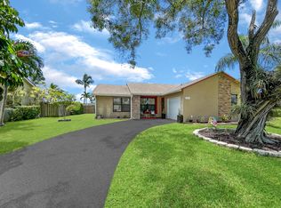 11850 NW 42nd St, Sunrise, FL 33323