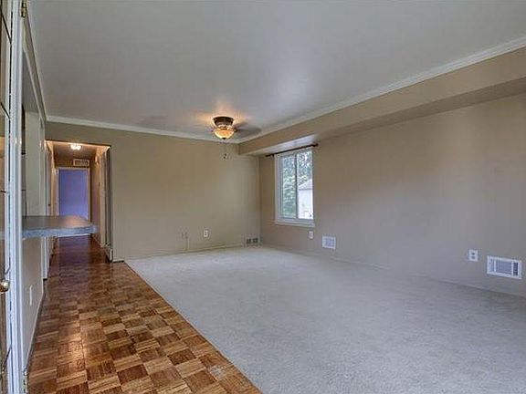 3rd image of 38167 Bradwood Ct