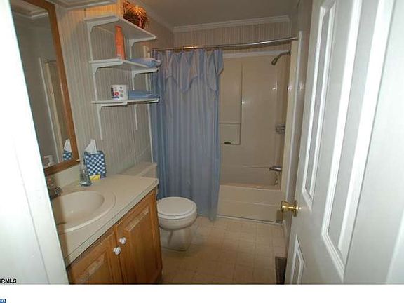 5th image of 1616 Pennsylvania Ave Unit 119