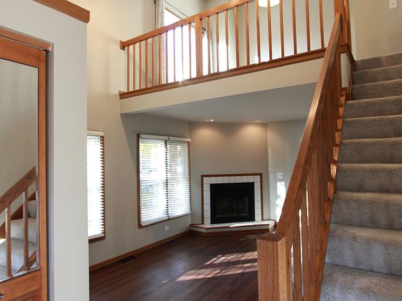 3rd image of 1904 Wisteria Ct APT 4