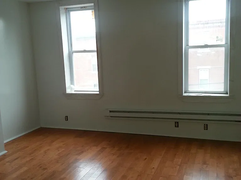 living room when empty