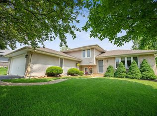 29W126 Barnes Ave, West Chicago, IL 60185
