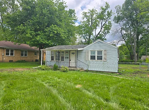 715 Hale St Photo 1