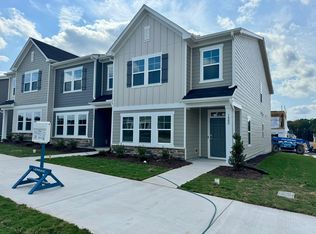 1802 Aspen River Ln, Apex, NC 27502