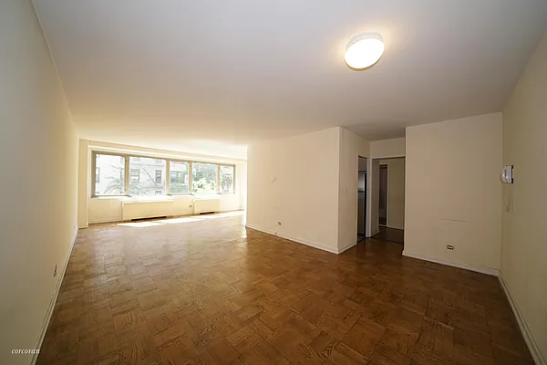 Rented by Corcoran | media 14