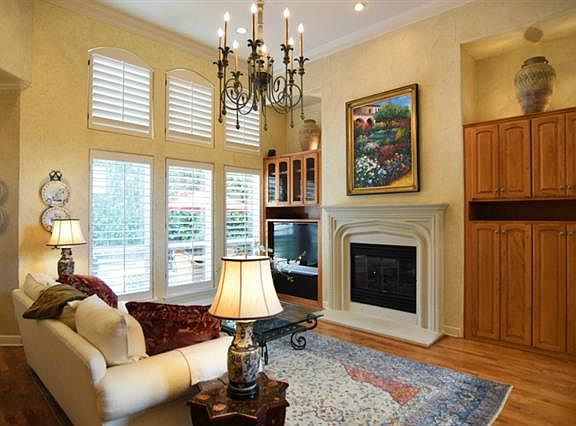 4th image of 4212 Saint Andrews Blvd