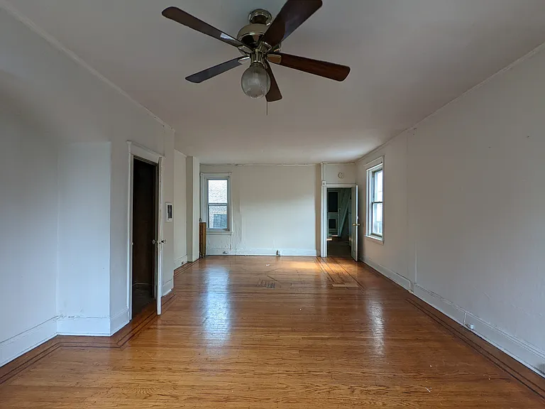 2501-meredith-st-2-7