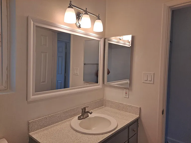 1156 Hornblend St — Photo 10
