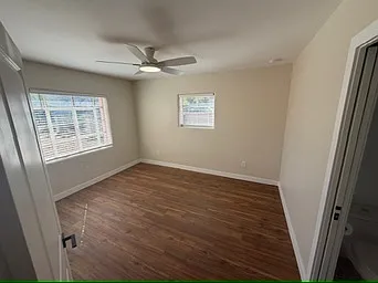 1827 E Linden St — Photo 3