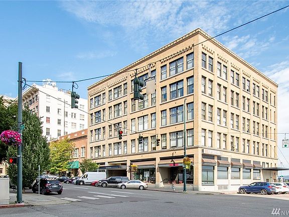 2nd image of 1120 Cliff Ave APT 202