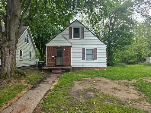 1423 N Johnson St Photo 1
