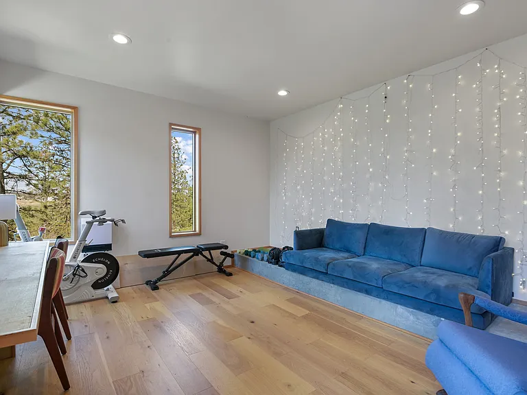 2336 W 1st Ave — Photo 6