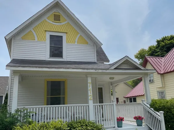 712 Washington St, Traverse City, MI 49686