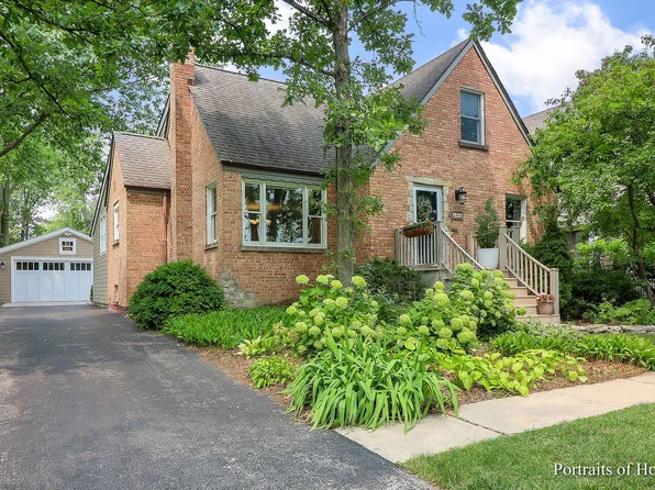 4824 Seeley Ave, Downers Grove, IL 60515