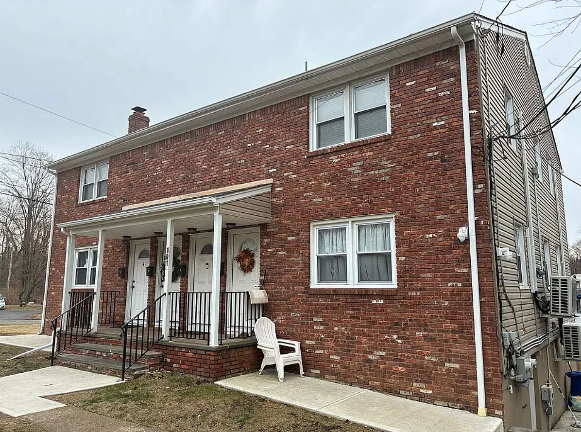 1 bed, 700 sqft, $2,200 — Photo 1