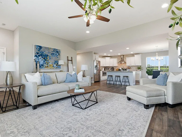 3805 Flatwater Dr — Photo 8