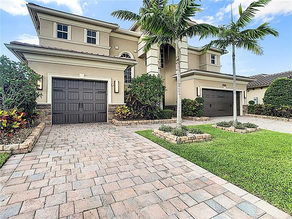3rd image of 10350 Peninsula Place
