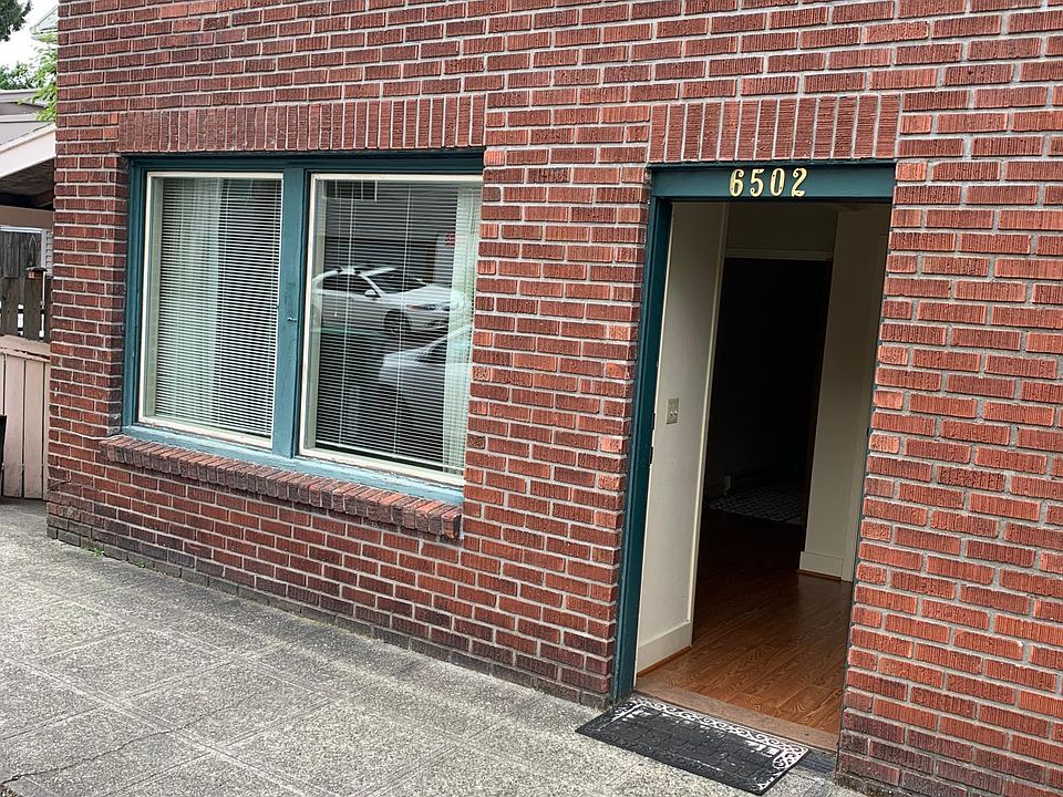 1st image of 6502 5th Ave NE #6502