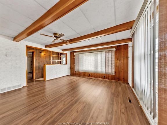 4th image of 180 Elsworth Ave