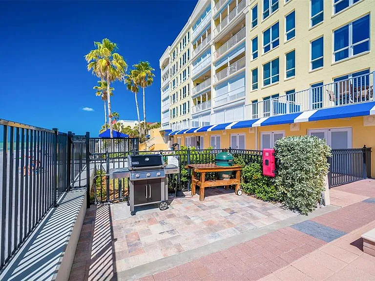 16550 Gulf Blvd #545 — Photo 48