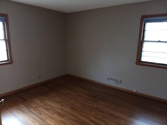 4th image of 5107 Winchester Ln