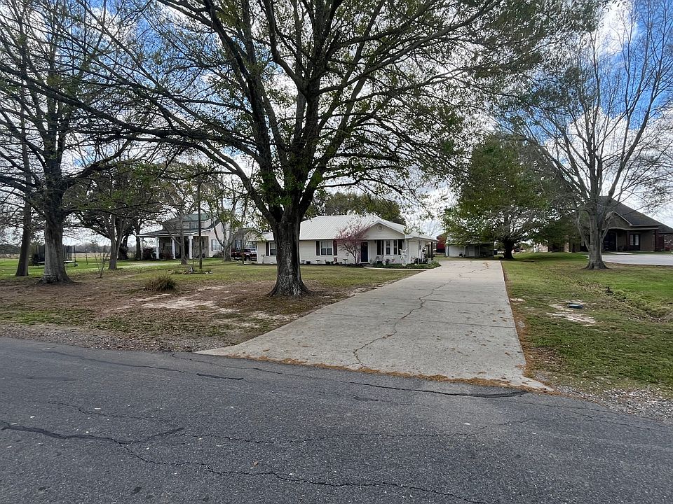 1st image of 326 Duplechin Rd