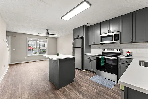 Brookwood Townhomes Photo 1