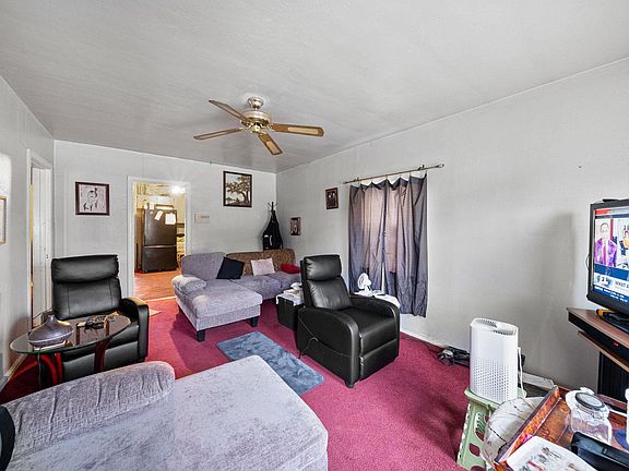 3rd image of 710 S South Bnd