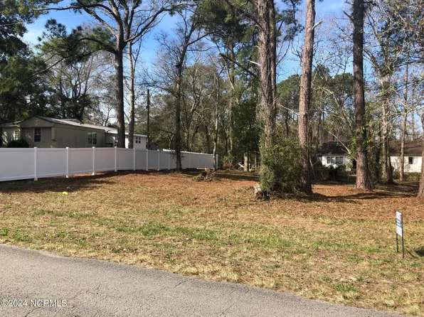 2393 Shoreline Drive SW, Supply, NC 28462