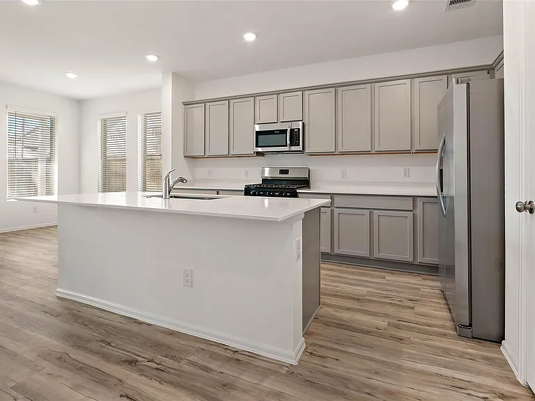 7594 Angels Landing Ln — Photo 8