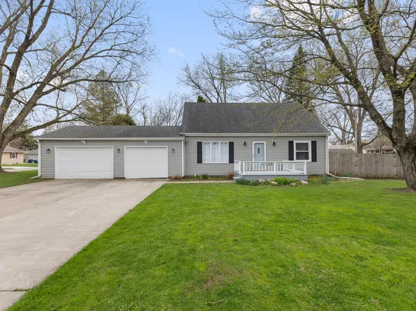 1102 W 14th St, La Porte, IN 46350