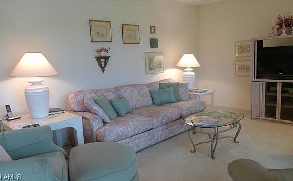 2nd image of 271 Palm Dr APT 1