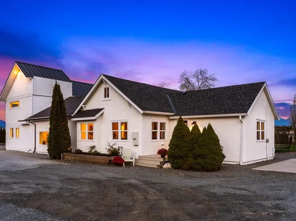 4990 Boundary Rd, Chilliwack, BC V2R 5J1