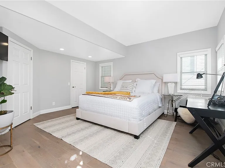 608 Poinsettia Ave #B — Photo 19