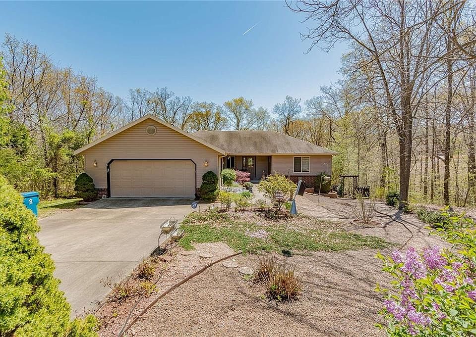 1st image of 12 Bewcastle Ln