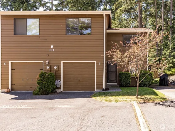 111 NW Columbia Drive #B7, Oak Harbor, WA 98277